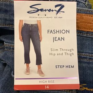 Seven7 Fashion Jean - size 14